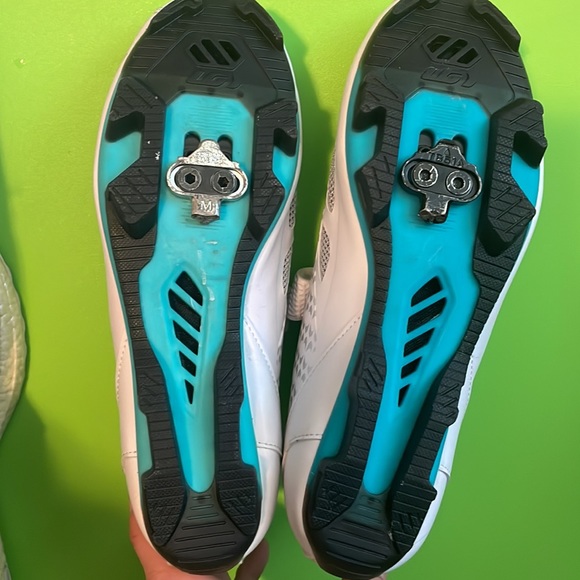 Louis Garneau womens cycling shoes size 9.5 - Picture 4 of 5